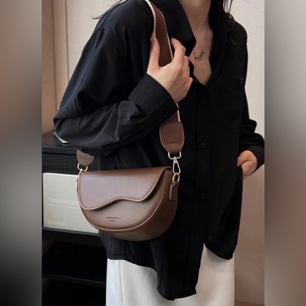 Brown mini Crossbody  Armpit handbag